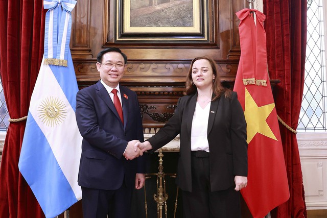 Chủ tịch Quốc hội đề nghị Argentina tạo thuận lợi cho hàng nông nghiệp Việt Nam - Ảnh 1.