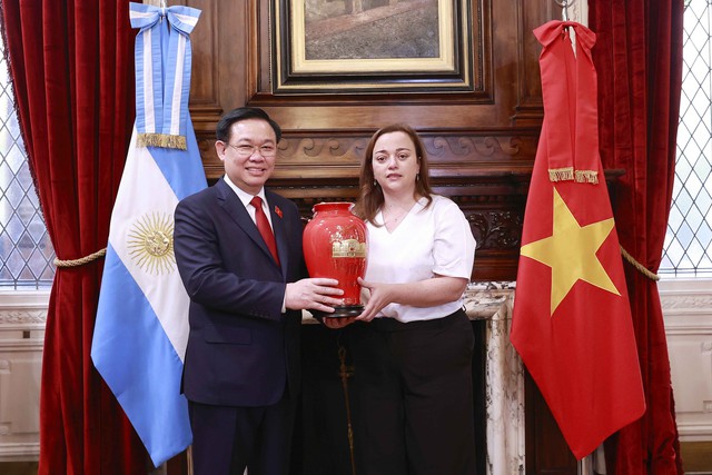 Chủ tịch Quốc hội đề nghị Argentina tạo thuận lợi cho hàng nông nghiệp Việt Nam - Ảnh 5.