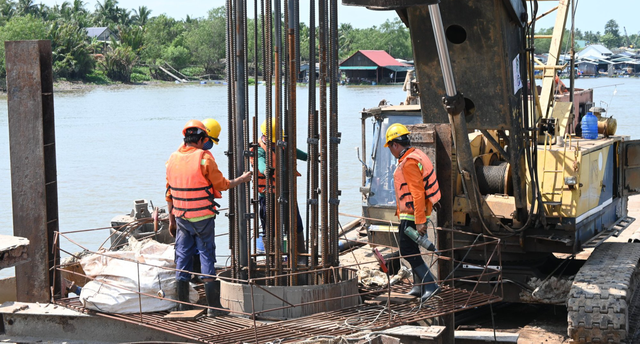 Dự án cầu Rạch Miễu 2: Tiền Giang “đứng bánh” vì chưa có tiền - Ảnh 1.