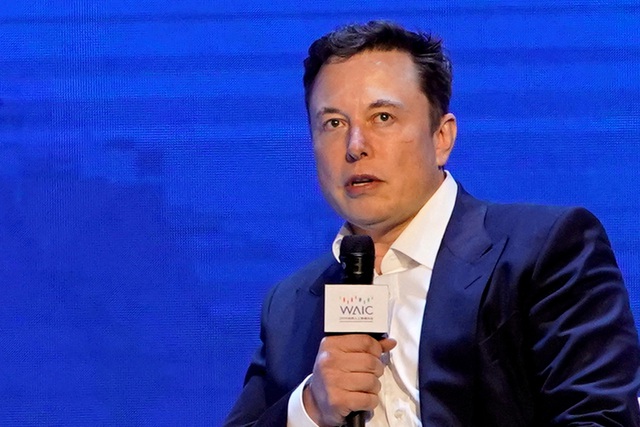 Tỉ phú Elon Musk tuyên bố góp 100 triệu USD cho Ukraine - Ảnh 1.