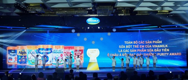 Vinamilk là công ty đầu tiên tại châu Á sở hữu toàn bộ các sản phẩm sữa bột trẻ em đạt giải thưởng Purity Award