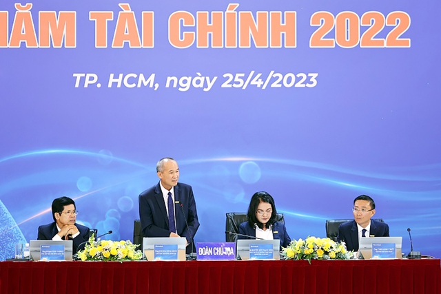 Chủ tọa đoàn Đại hội đồng cổ đông thường niên năm tài chính 2022