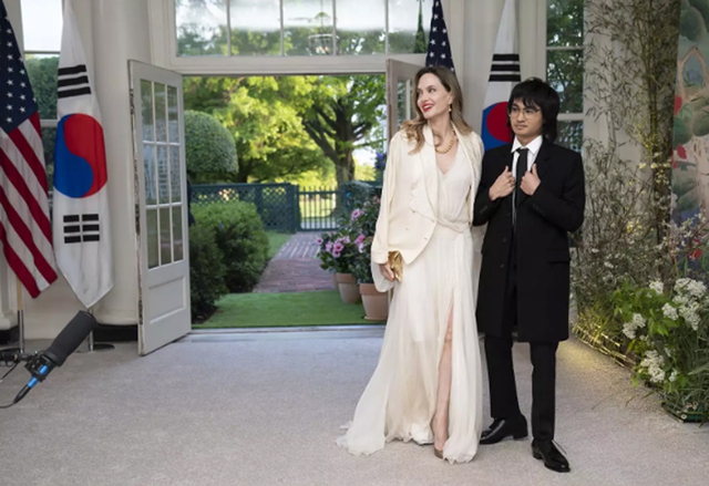 Angelina Jolie và con trai Maddox dự tiệc Quốc yến với Tổng thống Biden và Tổng thống Hàn Quốc - Ảnh 2.