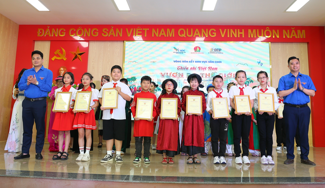Trường tiểu học Trần Phú, TP.Hà Giang về nhất khu vực cuộc thi cho thiếu nhi - Ảnh 2.
