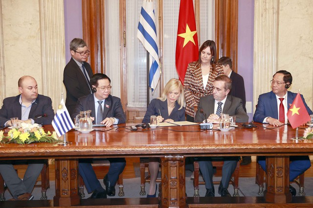 Quốc hội Việt Nam ký Thỏa thuận hợp tác với Thượng viện, Hạ viện Uruguay - Ảnh 3.