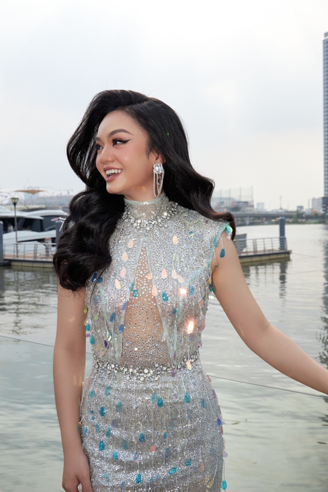 Nhan sắc người đẹp gốc Việt tham gia Miss Universe Canada 2023 - Ảnh 5.