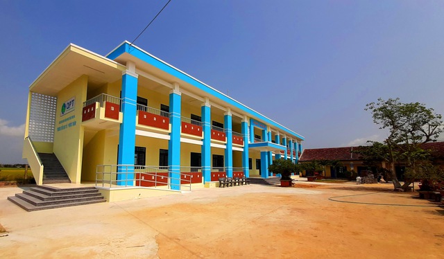 Bình Định: Khánh thành công trình phòng chống thiên tai kết hợp trường học  - Ảnh 1.