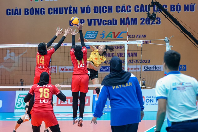 Bóng chuyền: Bích Tuyền không dự SEA Games 32, Tú Linh thay thế - Ảnh 2.