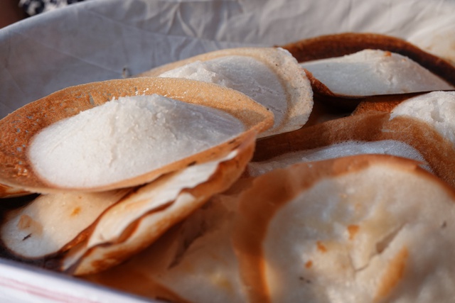  “No mắt” với gần 100  loại bánh dân gian Nam bộ hội tụ ở Cần Thơ   - Ảnh 13.