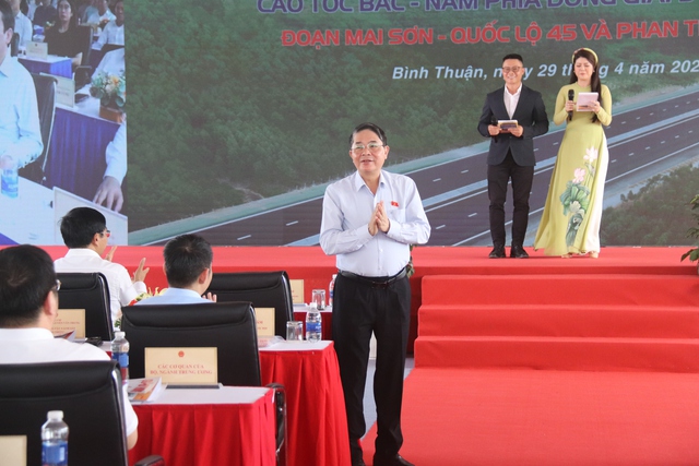 Thủ tướng Phạm Minh Chính dự lễ khánh thành cao tốc Phan Thiết – Dầu Giây - Ảnh 3.