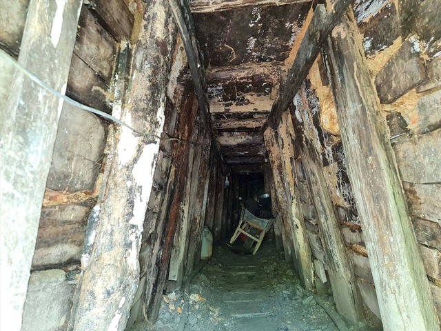 Phát hiện 3 thi thể trong hầm khai thác vàng đã bỏ hoang ở tỉnh Đắk Nông - Ảnh 1.