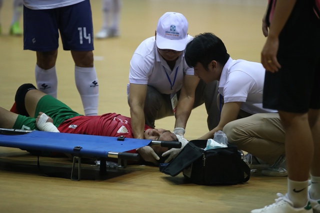Kết quả chấn thương của thủ môn đội futsal Cao Bằng FC  - Ảnh 1.
