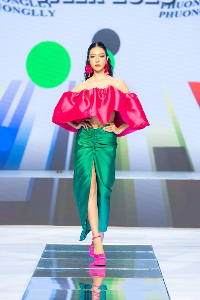 Bản hòa tấu sắc màu mang lại niềm mê hoặc từ 4 nhà thiết kế Việt - Ảnh 9.