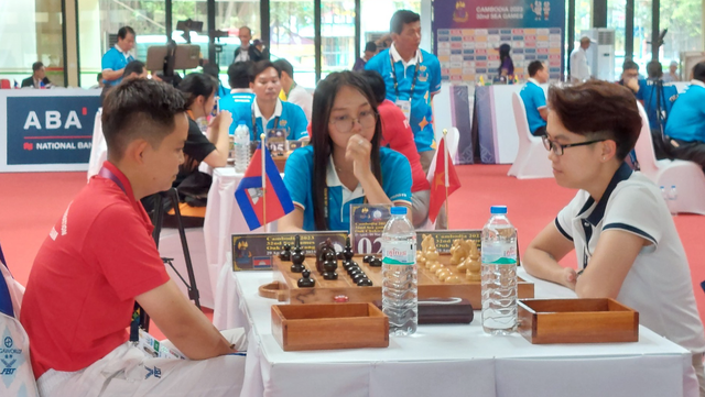 Cờ 'ốc' Việt Nam tiếp tục gây bất ngờ lớn tại SEA Games 32 - Ảnh 2.