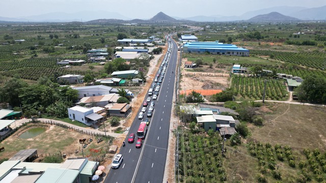 Công an Bình Thuận kiến nghị khẩn  an toàn cho cao tốc Phan Thiết - Dầu Giây - Ảnh 3.