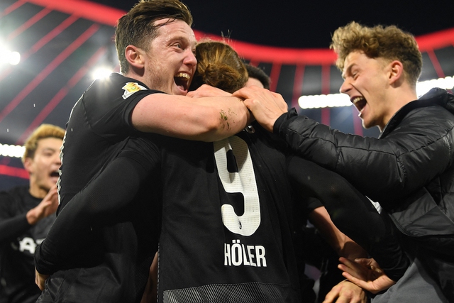 Bayern Munich của tân HLV Tuchel 'trở lại mặt đất' khi bị loại khỏi Cúp quốc gia - Ảnh 2.
