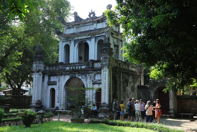 Thu phí du lịch: Kỹ thuật đặt giá rất quan trọng - Ảnh 1.