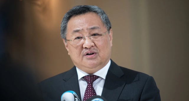 Đại sứ Trung Quốc nói Bắc Kinh không ủng hộ Nga trong cuộc chiến với Ukraine - Ảnh 1.