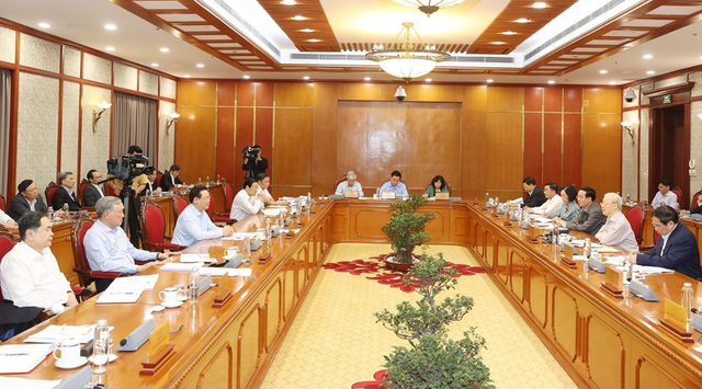 Bộ Chính trị, Ban Bí thư thành lập 10 đoàn kiểm tra 30 tổ chức đảng - Ảnh 2.