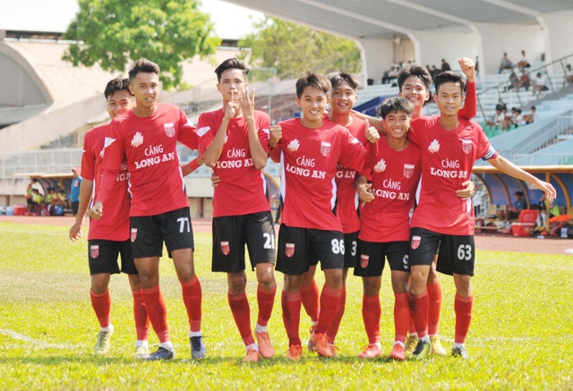 U.19 PVF gục ngã, SLNA trở lại đường đua - Ảnh 9.