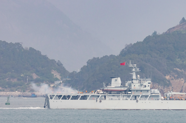 Trung Quốc diễn tập quân sự phong tỏa Đài Loan - Ảnh 1.