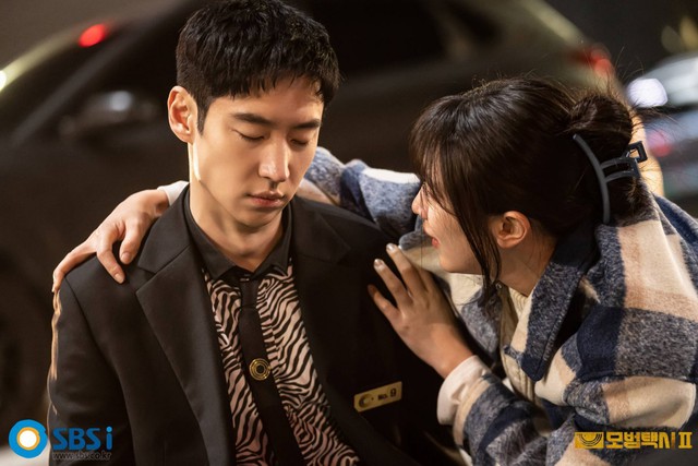Lee Je Hoon bị bỏ thuốc, suýt chết trong tập 13 phim ‘Taxi Driver 2’ - Ảnh 4.