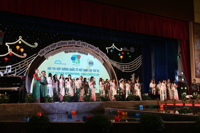 Saigon Choir thắng lớn tại Hội thi Hợp xướng Quốc tế Việt Nam 2023 - Ảnh 1.