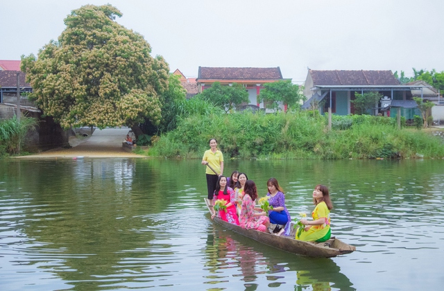 Dịu dàng hoa bún tháng ba bên dòng Kiến Giang lung linh, thơ mộng - Ảnh 11.