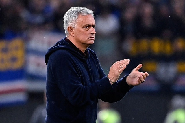 HLV Mourinho chuẩn bị gia hạn hợp đồng với AS Roma - Ảnh 1.