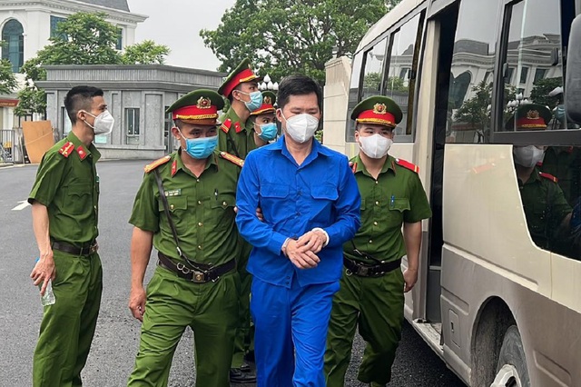 Bị xét xử tại Hà Nội, cựu Chủ tịch Bình Thuận có 7 luật sư bào chữa - Ảnh 8.
