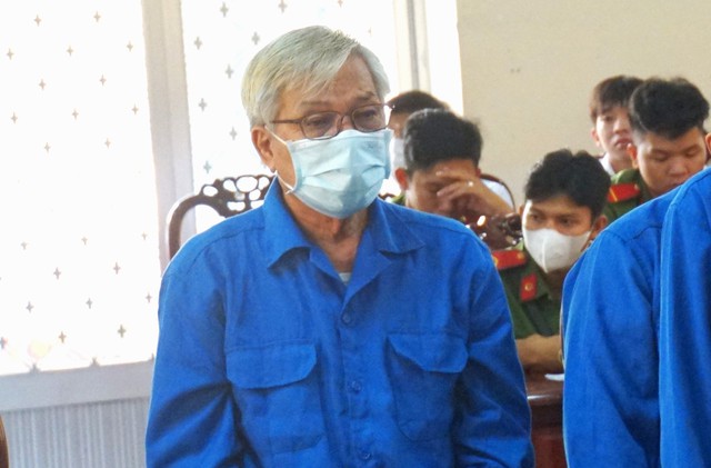 Vụ chi 20 tỉ điều đại tá Đinh Văn Nơi: Phạt 5 bị cáo 61 năm tù - Ảnh 2.