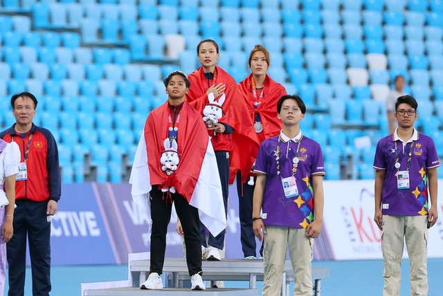 Thường trực Ban Bí thư Trương Thị Mai ca ngợi đoàn Việt Nam tại SEA Games 32 - Ảnh 2.