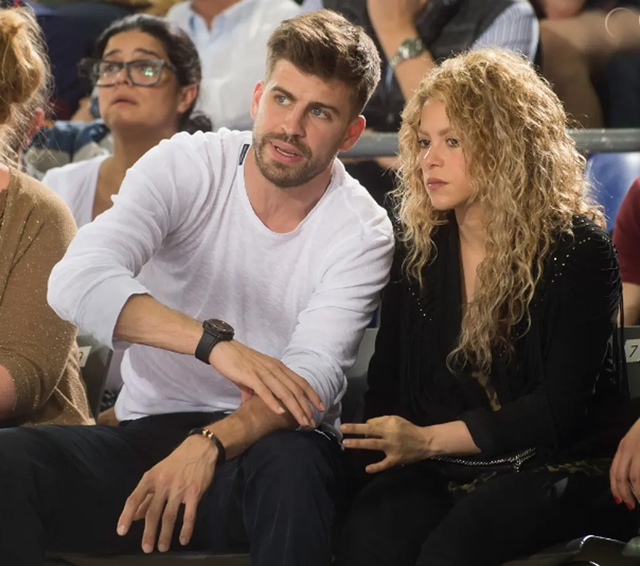 Siêu sao Tom Cruise đang theo đuổi nữ ca sĩ Shakira - Ảnh 2.