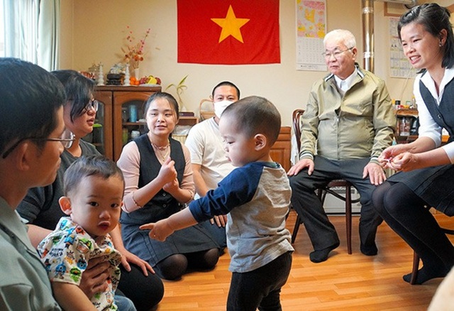 Người Việt làm việc tại Nhật muốn 'lên đời' visa - Ảnh 1.