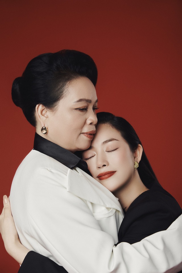Mai Thanh Hà chụp bộ ảnh nhân 'Ngày của mẹ', chia sẻ xúc động về gia đình   - Ảnh 5.