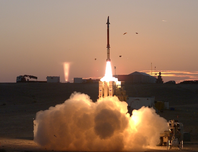 Hệ thống phòng thủ tên lửa David's Sling của Israel lần đầu thực chiến thành công - Ảnh 4.