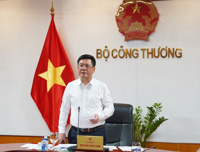 Bộ trưởng Nguyễn Hồng Diên: 'Bằng mọi giá không để xảy ra thiếu điện mùa nắng nóng' - Ảnh 1.