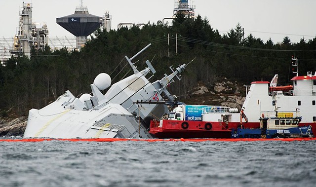 Sĩ quan Na Uy bị kết án trong vụ chìm tàu hải quân - Ảnh 1.