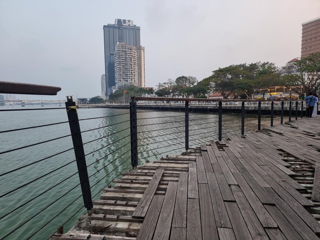 Đà Nẵng: Bến du thuyền hàng trăm tỉ đồng hoang phế ở bờ tây sông Hàn - Ảnh 10.