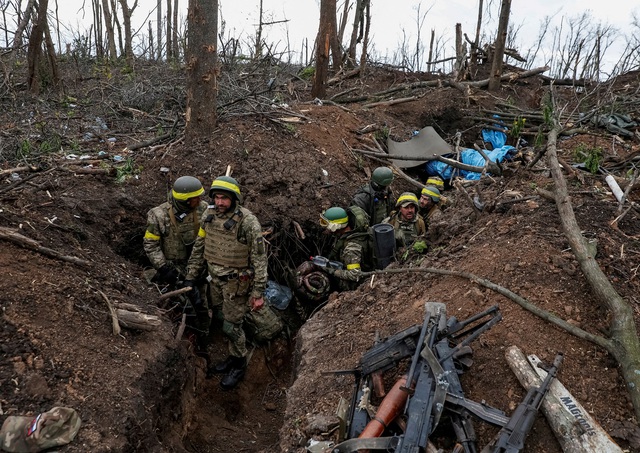 Chiến sự ngày 447: Kinzhal phá hủy Patriot ở Ukraine, lãnh thổ Nga bị tấn công? - Ảnh 1.