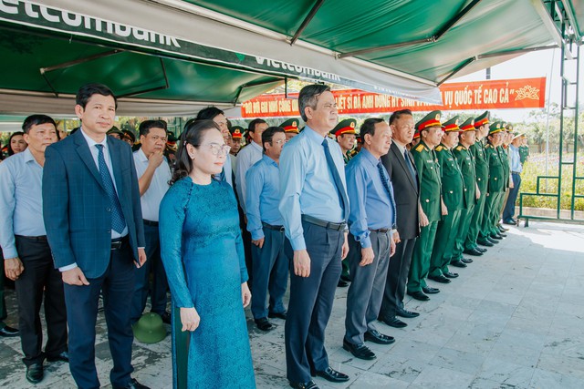 Quảng Bình: Lễ truy điệu, an táng 19 liệt sĩ hy sinh tại Lào - Ảnh 1.