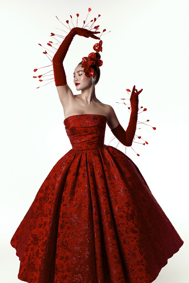Lan Ngọc khoe khéo eo thon, vai trần trong loạt trang phục màu đỏ gợi cảm - Ảnh 8.