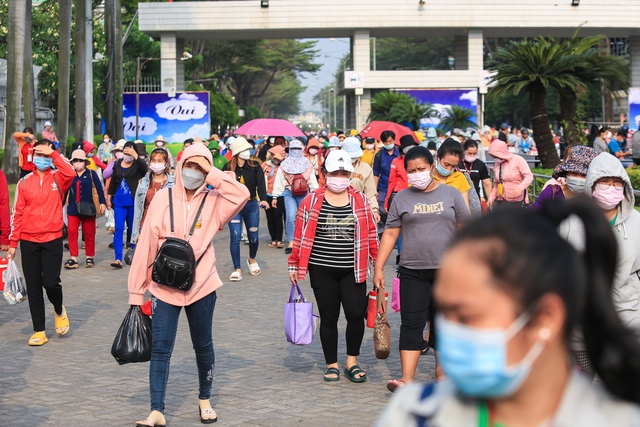 Công ty TNHH PouYuen Việt Nam tiếp tục cắt giảm hàng ngàn lao động trong tháng 6 - Ảnh 1.