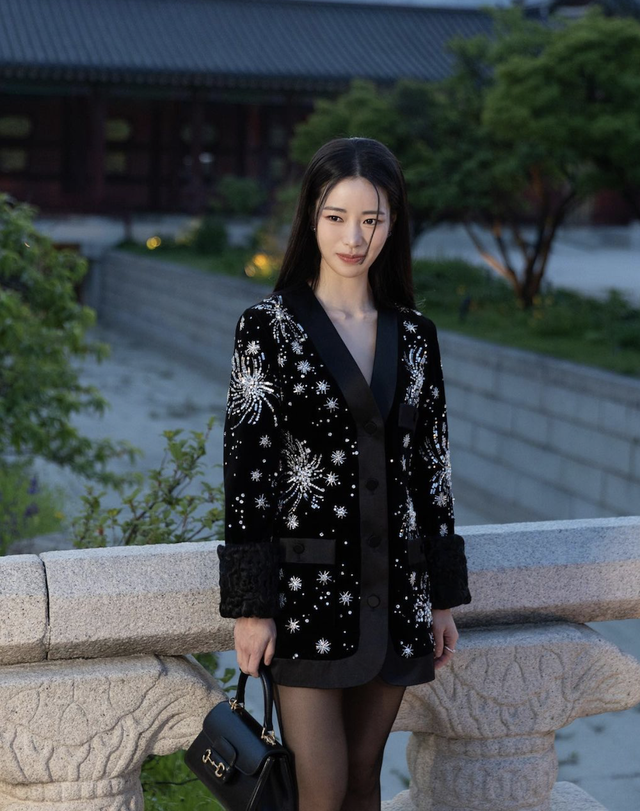 Sự nghiệp thăng tiến vượt bậc của ‘nữ hoàng cảnh nóng’ Lim Ji Yeon sau ‘The Glory’ - Ảnh 2.