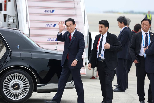 Thủ tướng Phạm Minh Chính rời Hà Nội sang Nhật, dự hội nghị G7 mở rộng - Ảnh 2.