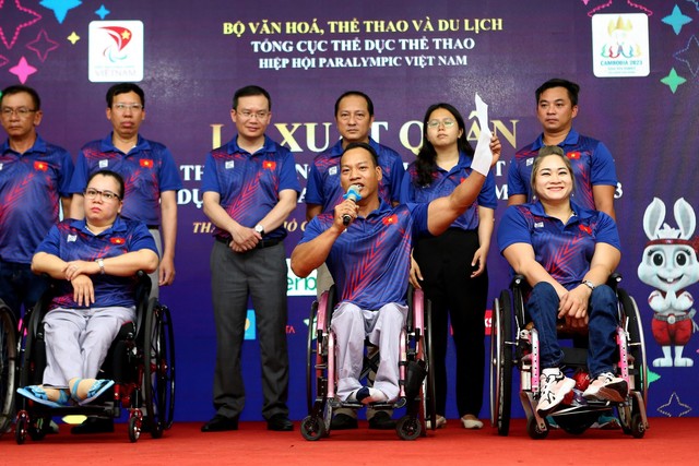 Thủ tướng Phạm Minh Chính động viên đoàn thể thao người khuyết tật Việt Nam - Ảnh 2.