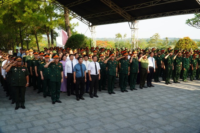 Thêm 16 liệt sĩ hy sinh tại Lào đã về với đất mẹ - Ảnh 1.