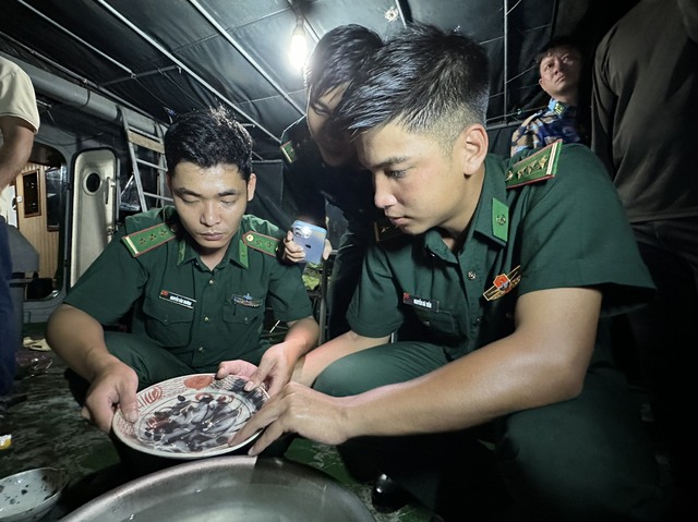 Quảng Ngãi: Chỉ đạo hỏa tốc liên quan đến vụ nghi khai thác cổ vật trái phép - Ảnh 4.