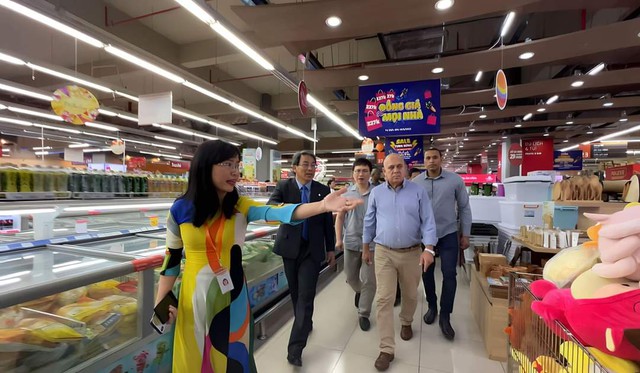 Đoàn đại biểu cấp cao Đảng Cộng sản Cuba tham quan siêu thị Co.opXtra - Ảnh 1.