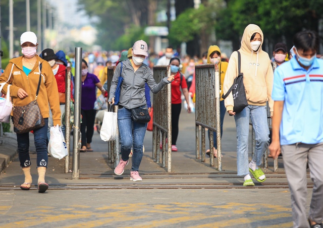 Công ty TNHH PouYuen Việt Nam hỗ trợ công nhân mất việc cao nhất 421 triệu đồng - Ảnh 1.